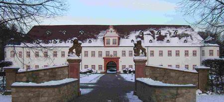 Schloss_im_Schnee5.jpg